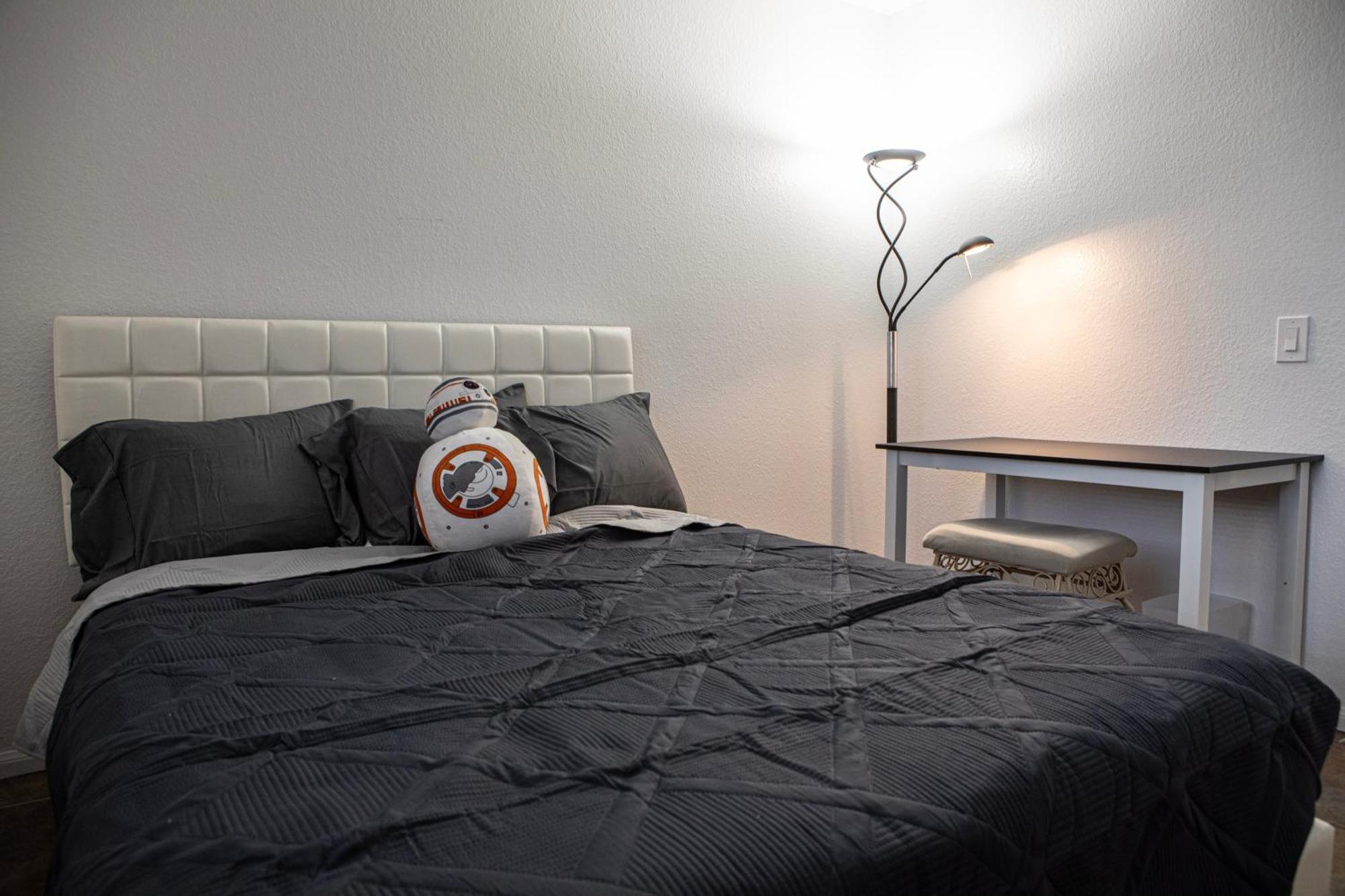 Comfy Expansive Home - Near The Strip - Heated Pool Las Vegas Ngoại thất bức ảnh