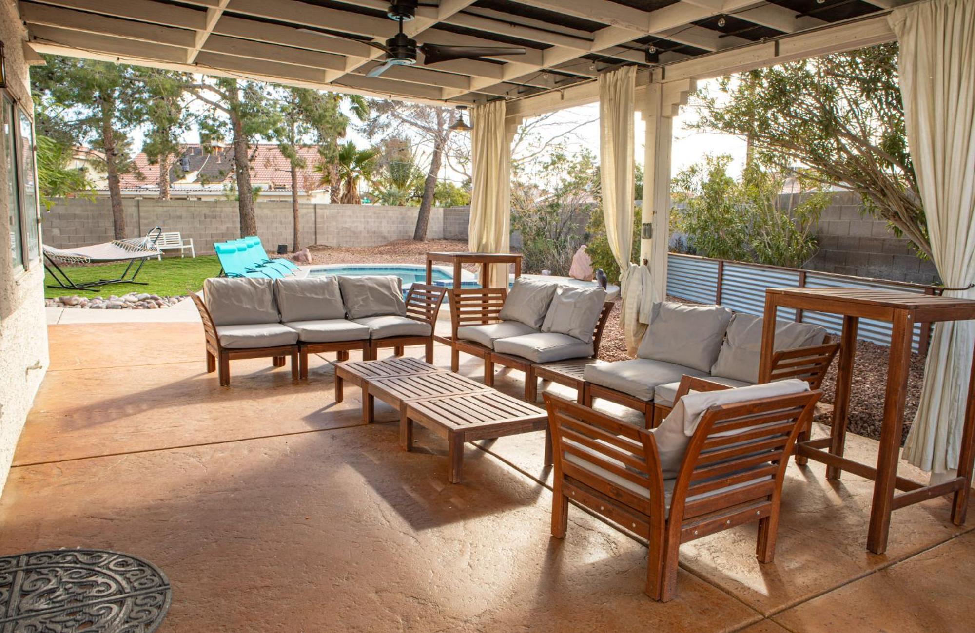 Comfy Expansive Home - Near The Strip - Heated Pool Las Vegas Ngoại thất bức ảnh